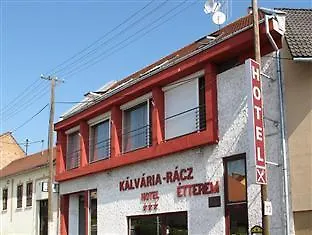 Kalvaria Varfal Panzio 3* Πετς