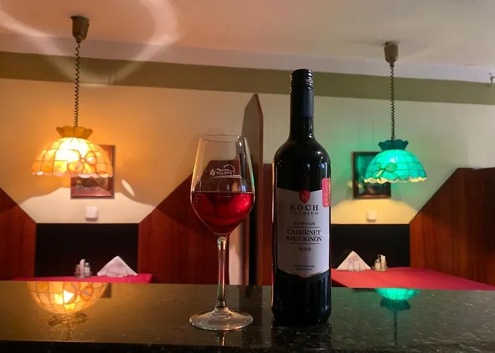 Hotell Kalvaria Varfal Panzio 3*