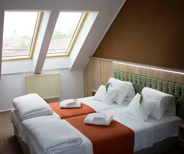 Hotel Kalvaria Varfal Panzio Pécs